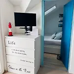 Blue View 아파트