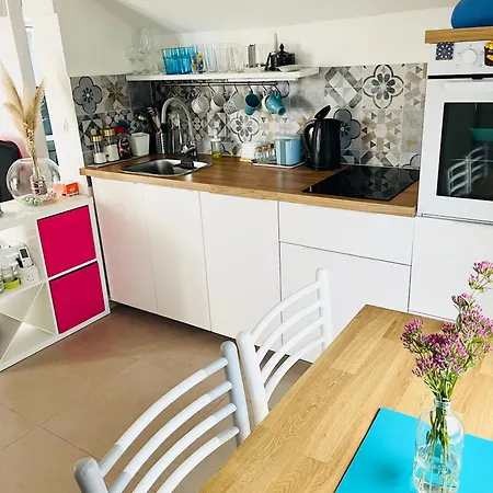 아파트 Blue View 무르테르